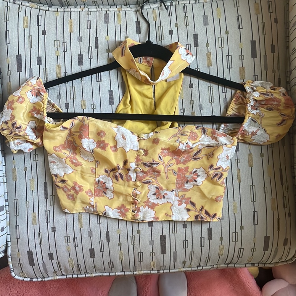 Ale by allessandra crop top with collar
